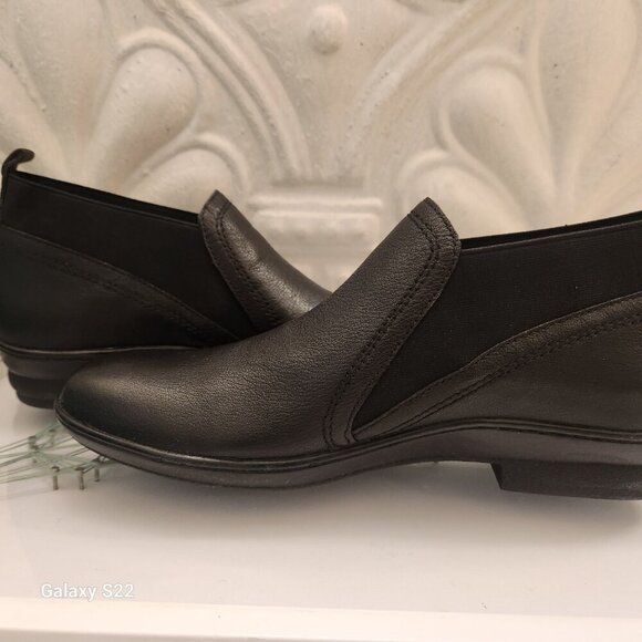 David Tate "Naya" Black Leather Slip on booties. NIB. Size 10 Narrow - Picture 5 of 11